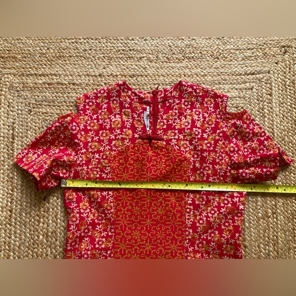 Red Dress - Batik Print Size M - Picture 14 of 16